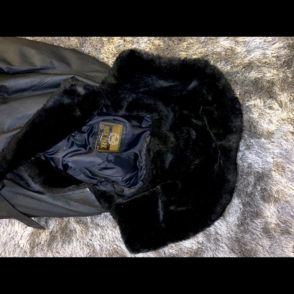 Hide Park Woman’s Leather Coat